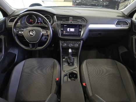 VOLKSWAGEN Tiguan 1.4 250 TSI TOTAL FLEX ALLSPACE COMFORTLINE TURBO AUTOM�TICO TIPTRONIC, Foto 7