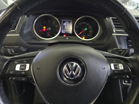 VOLKSWAGEN Tiguan 1.4 250 TSI TOTAL FLEX ALLSPACE COMFORTLINE TURBO AUTOM�TICO TIPTRONIC, Foto 11
