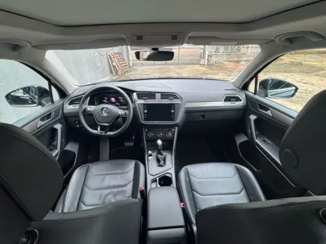 VOLKSWAGEN Tiguan 1.4 250 TSI TOTAL FLEX ALLSPACE COMFORTLINE TURBO AUTOM�TICO TIPTRONIC, Foto 7