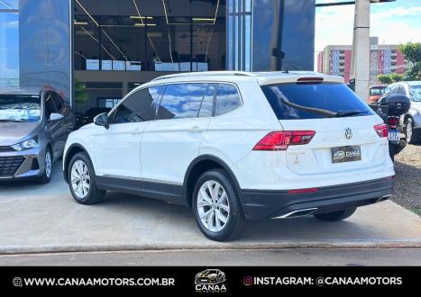 VOLKSWAGEN Tiguan 1.4 250 TSI TOTAL FLEX ALLSPACE COMFORTLINE TURBO AUTOM�TICO TIPTRONIC, Foto 4