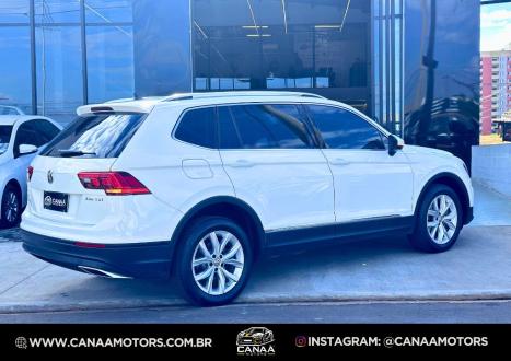 VOLKSWAGEN Tiguan 1.4 250 TSI TOTAL FLEX ALLSPACE COMFORTLINE TURBO AUTOM�TICO TIPTRONIC, Foto 6