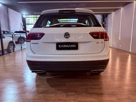 VOLKSWAGEN Tiguan 1.4 250 TSI TOTAL FLEX ALLSPACE TURBO AUTOM�TICO TIPTRONIC, Foto 10