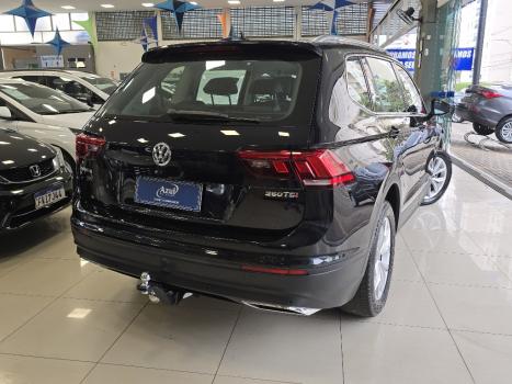 VOLKSWAGEN Tiguan 1.4 250 TSI TOTAL FLEX ALLSPACE COMFORTLINE TURBO AUTOM�TICO TIPTRONIC, Foto 6
