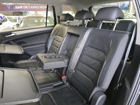 VOLKSWAGEN Tiguan 1.4 250 TSI TOTAL FLEX ALLSPACE COMFORTLINE TURBO AUTOM�TICO TIPTRONIC, Foto 15