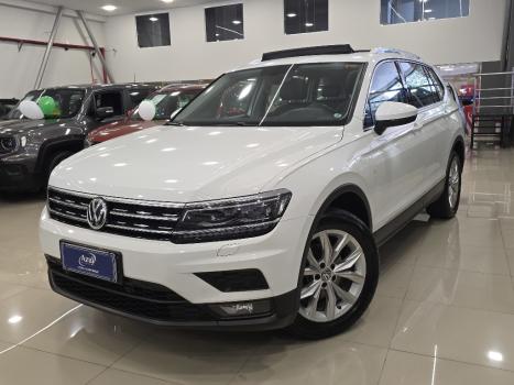 VOLKSWAGEN Tiguan 1.4 250 TSI TOTAL FLEX ALLSPACE COMFORTLINE TURBO AUTOM�TICO TIPTRONIC, Foto 3