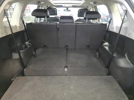 VOLKSWAGEN Tiguan 1.4 250 TSI TOTAL FLEX ALLSPACE COMFORTLINE TURBO AUTOM�TICO TIPTRONIC, Foto 18