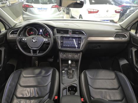 VOLKSWAGEN Tiguan 1.4 250 TSI TOTAL FLEX ALLSPACE COMFORTLINE TURBO AUTOM�TICO TIPTRONIC, Foto 7