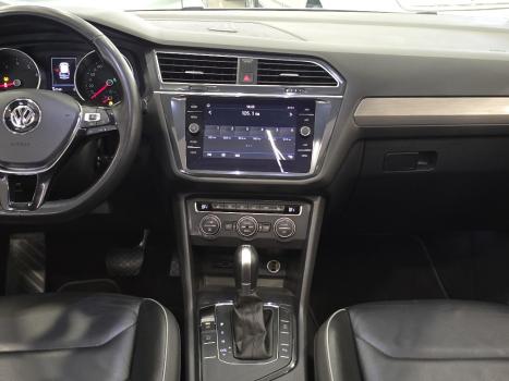 VOLKSWAGEN Tiguan 1.4 250 TSI TOTAL FLEX ALLSPACE COMFORTLINE TURBO AUTOM�TICO TIPTRONIC, Foto 8
