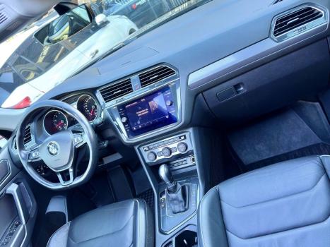 VOLKSWAGEN Tiguan 1.4 16V 4P TSI TURBO DSG AUTOM�TICO, Foto 9