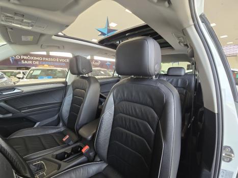 VOLKSWAGEN Tiguan 1.4 16V 4P TSI 250 FLEX TURBO COMFORTLINE AUTOM�TICO, Foto 13
