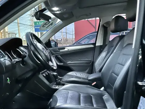 VOLKSWAGEN Tiguan 1.4 16V 4P TSI TURBO DSG AUTOM�TICO, Foto 6