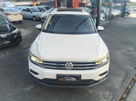 VOLKSWAGEN Tiguan 1.4 250 TSI TOTAL FLEX ALLSPACE COMFORTLINE TURBO AUTOM�TICO TIPTRONIC, Foto 4