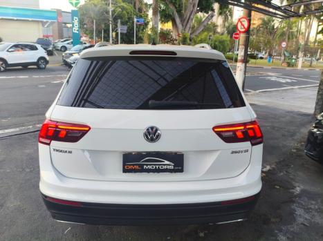 VOLKSWAGEN Tiguan 1.4 250 TSI TOTAL FLEX ALLSPACE COMFORTLINE TURBO AUTOM�TICO TIPTRONIC, Foto 8