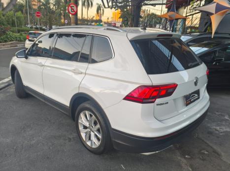 VOLKSWAGEN Tiguan 1.4 250 TSI TOTAL FLEX ALLSPACE COMFORTLINE TURBO AUTOM�TICO TIPTRONIC, Foto 12