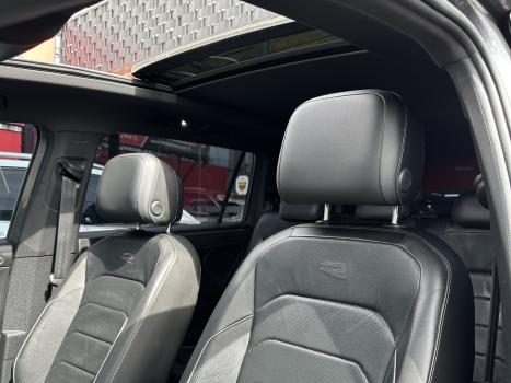 VOLKSWAGEN Tiguan 1.4 250 TSI TOTAL FLEX ALLSPACE COMFORTLINE TURBO AUTOM�TICO TIPTRONIC, Foto 6