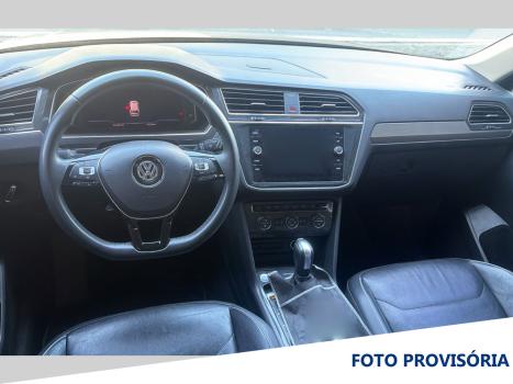 VOLKSWAGEN Tiguan 1.4 250 TSI TOTAL FLEX ALLSPACE COMFORTLINE TURBO AUTOM�TICO TIPTRONIC, Foto 2