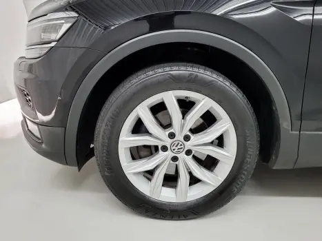 VOLKSWAGEN Tiguan 1.4 250 TSI TOTAL FLEX ALLSPACE COMFORTLINE TURBO AUTOM�TICO TIPTRONIC, Foto 13