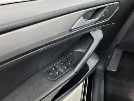 VOLKSWAGEN Tiguan 1.4 250 TSI TOTAL FLEX ALLSPACE COMFORTLINE TURBO AUTOM�TICO TIPTRONIC, Foto 14