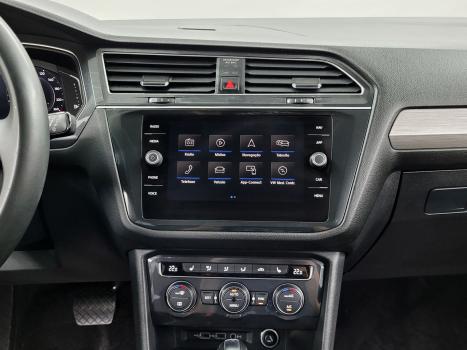 VOLKSWAGEN Tiguan 1.4 250 TSI TOTAL FLEX ALLSPACE COMFORTLINE TURBO AUTOM�TICO TIPTRONIC, Foto 19