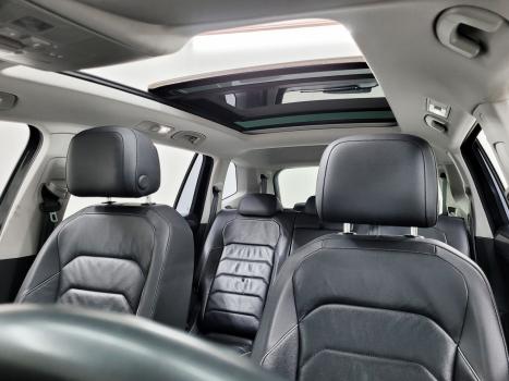 VOLKSWAGEN Tiguan 1.4 250 TSI TOTAL FLEX ALLSPACE COMFORTLINE TURBO AUTOM�TICO TIPTRONIC, Foto 24