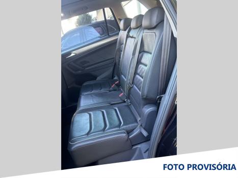 VOLKSWAGEN Tiguan 1.4 250 TSI TOTAL FLEX ALLSPACE COMFORTLINE TURBO AUTOM�TICO TIPTRONIC, Foto 4