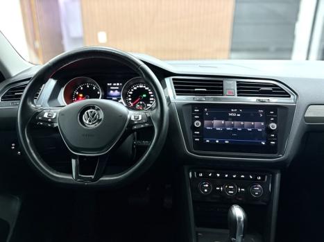 VOLKSWAGEN Tiguan 1.4 250 TSI TOTAL FLEX ALLSPACE COMFORTLINE TURBO AUTOM�TICO TIPTRONIC, Foto 8