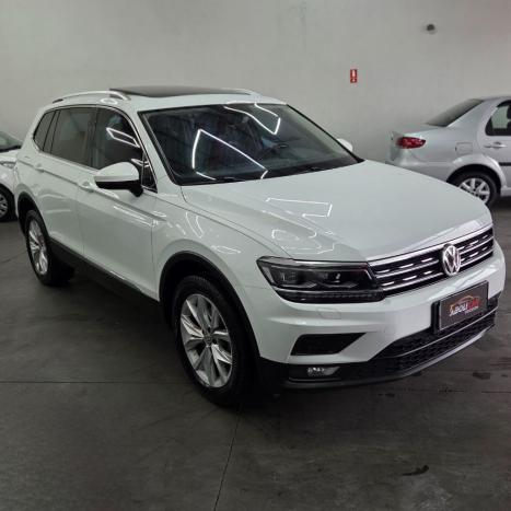 VOLKSWAGEN Tiguan 1.4 250 TSI TOTAL FLEX ALLSPACE COMFORTLINE TURBO AUTOM�TICO TIPTRONIC, Foto 3