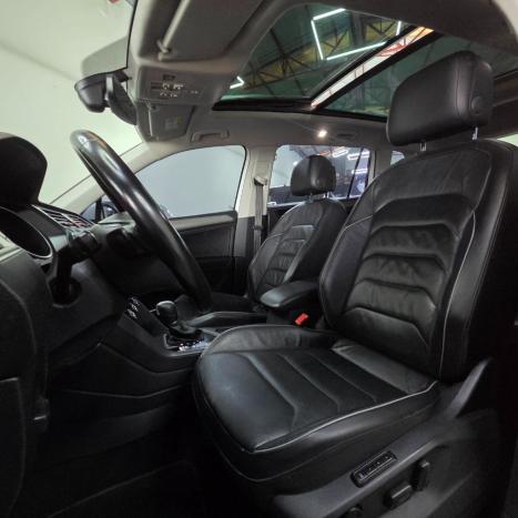 VOLKSWAGEN Tiguan 1.4 250 TSI TOTAL FLEX ALLSPACE COMFORTLINE TURBO AUTOM�TICO TIPTRONIC, Foto 9