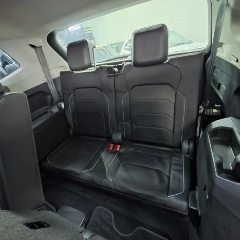 VOLKSWAGEN Tiguan 1.4 250 TSI TOTAL FLEX ALLSPACE COMFORTLINE TURBO AUTOM�TICO TIPTRONIC, Foto 16