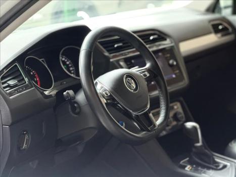 VOLKSWAGEN Tiguan 1.4 16V 4P TSI 250 FLEX TURBO AUTOMÁTICO, Foto 4