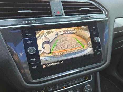 VOLKSWAGEN Tiguan 1.4 250 TSI TOTAL FLEX ALLSPACE COMFORTLINE TURBO AUTOMÁTICO TIPTRONIC, Foto 13