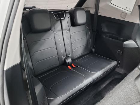 VOLKSWAGEN Tiguan 1.4 250 TSI TOTAL FLEX ALLSPACE COMFORTLINE TURBO AUTOMÁTICO TIPTRONIC, Foto 8