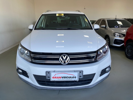 VOLKSWAGEN Tiguan 2.0 16V 4P TSI 4WD TURBO AUTOMTICO, Foto 2