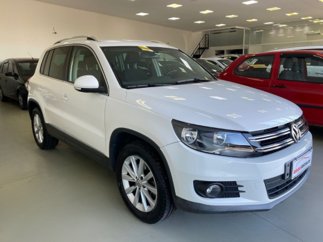 VOLKSWAGEN Tiguan 2.0 16V 4P TSI 4WD TURBO AUTOMTICO, Foto 3