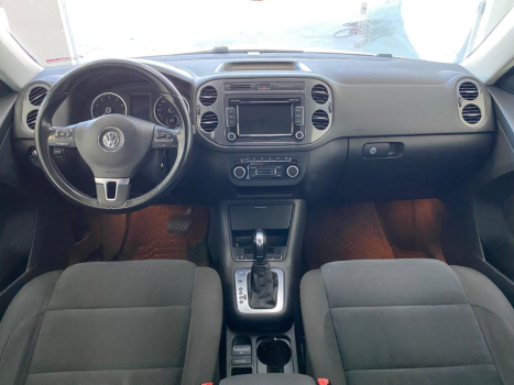 VOLKSWAGEN Tiguan 2.0 16V 4P TSI 4WD TURBO AUTOMTICO, Foto 6