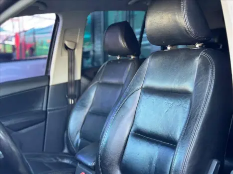 VOLKSWAGEN Tiguan 2.0 16V 4P TSI 4WD TURBO AUTOMTICO, Foto 6