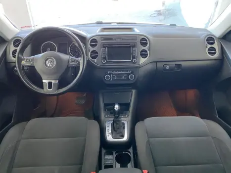 VOLKSWAGEN Tiguan 2.0 16V 4P TSI 4WD TURBO AUTOMTICO, Foto 6