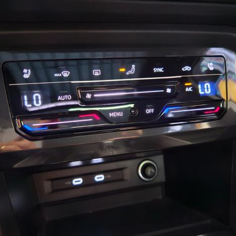 VOLKSWAGEN Tiguan 2.0 16V 4P FSI R-LINE TURBO AUTOM�TICO, Foto 18