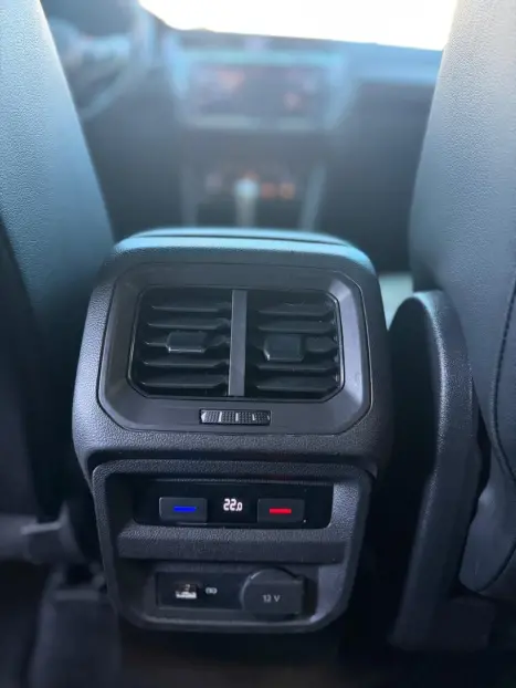 VOLKSWAGEN Tiguan 2.0 350 TSI TOTAL FLEX ALLSPACE R-LINE 4-MOTION TURBO AUTOM�TICO DSG, Foto 12