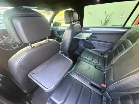 VOLKSWAGEN Tiguan 2.0 350 TSI TOTAL FLEX ALLSPACE R-LINE 4-MOTION TURBO AUTOM�TICO DSG, Foto 16