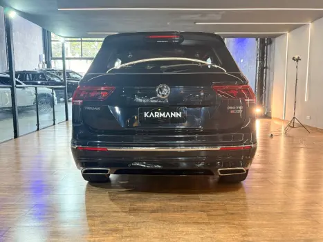 VOLKSWAGEN Tiguan 2.0 350 TSI TOTAL FLEX ALLSPACE R-LINE 4-MOTION TURBO AUTOM�TICO DSG, Foto 12