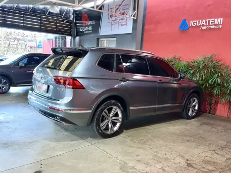 VOLKSWAGEN Tiguan 2.0 350 TSI TOTAL FLEX ALLSPACE R-LINE 4-MOTION TURBO AUTOM�TICO DSG, Foto 4