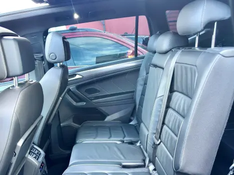 VOLKSWAGEN Tiguan 2.0 350 TSI TOTAL FLEX ALLSPACE R-LINE 4-MOTION TURBO AUTOM�TICO DSG, Foto 12