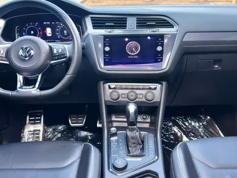VOLKSWAGEN Tiguan 2.0 350 TSI TOTAL FLEX ALLSPACE R-LINE 4-MOTION TURBO AUTOM�TICO DSG, Foto 17