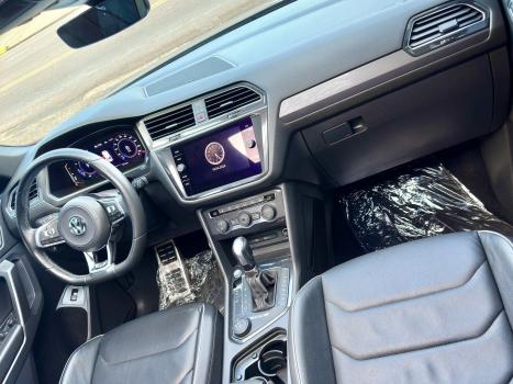 VOLKSWAGEN Tiguan 2.0 350 TSI TOTAL FLEX ALLSPACE R-LINE 4-MOTION TURBO AUTOM�TICO DSG, Foto 21