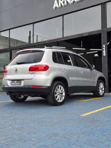VOLKSWAGEN Tiguan 2.0 16V 4P TSI R-LINE TURBO AUTOM�TICO TIPTRONIC, Foto 4
