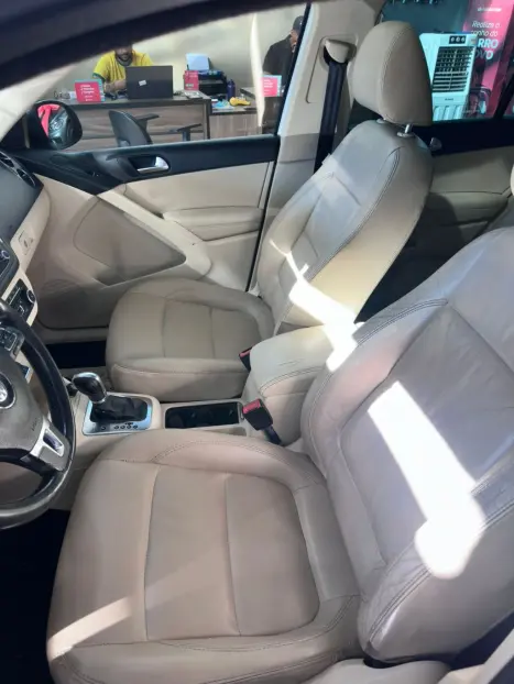 VOLKSWAGEN Tiguan 2.0 16V 4P TSI 4WD TURBO AUTOM�TICO, Foto 9
