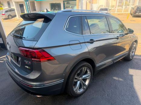 VOLKSWAGEN Tiguan 2.0 350 TSI TOTAL FLEX ALLSPACE R-LINE 4-MOTION TURBO AUTOM�TICO DSG, Foto 6