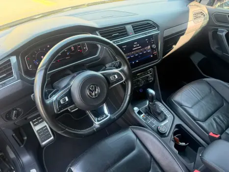 VOLKSWAGEN Tiguan 2.0 350 TSI TOTAL FLEX ALLSPACE R-LINE 4-MOTION TURBO AUTOM�TICO DSG, Foto 18