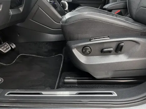 VOLKSWAGEN Tiguan 2.0 300 TSI ALLSPACE R-LINE TURBO AUTOMÁTICO, Foto 17
